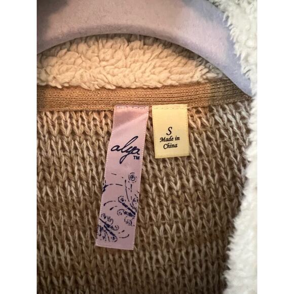 Alya Brown Fleece Tightknit Vest Size Small - Picture 4 of 4